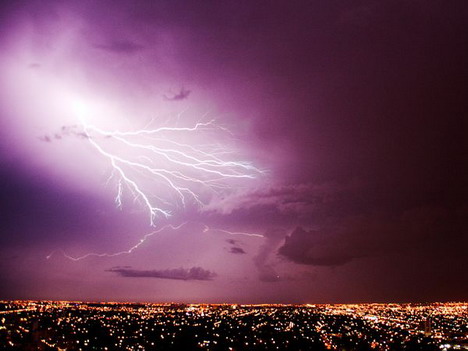 lightning_over_miami