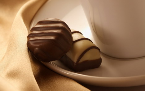 beautiful_and_delicious_chocolate_wallpaper_17