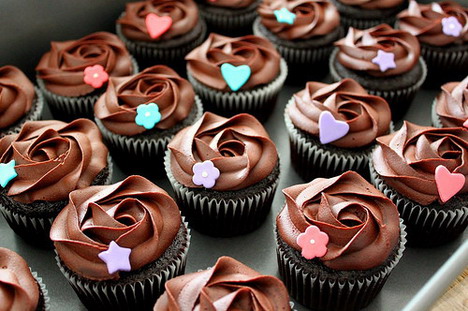 chocolate_rose_cupcake