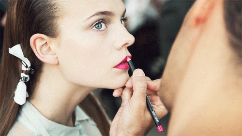 top_40_cinemagraphs_the_lips