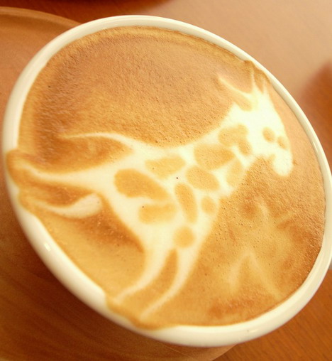 cute_giraffe_latte_art_50_beautiful_and_delicious_latte_art