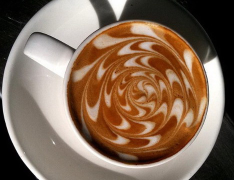 cyclone_latte_art_50_beautiful_and_delicious_latte_art