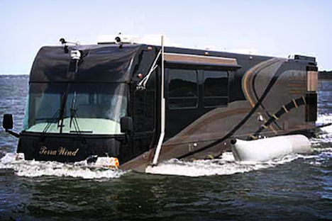 amphibious-recreational-vehicle