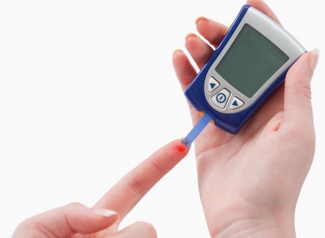 blood-glucose-meter-health-gadget